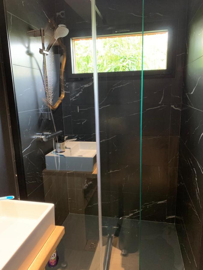 Adorable Guest House Au Calme A 3 Min Du Port Ванн Экстерьер фото