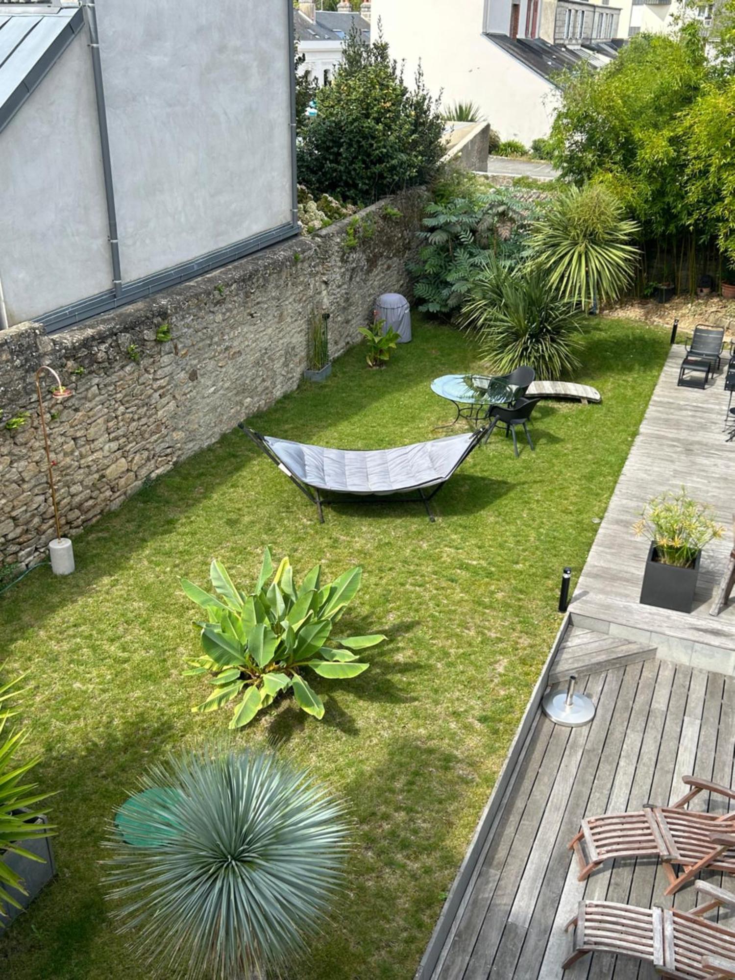 Adorable Guest House Au Calme A 3 Min Du Port Ванн Экстерьер фото